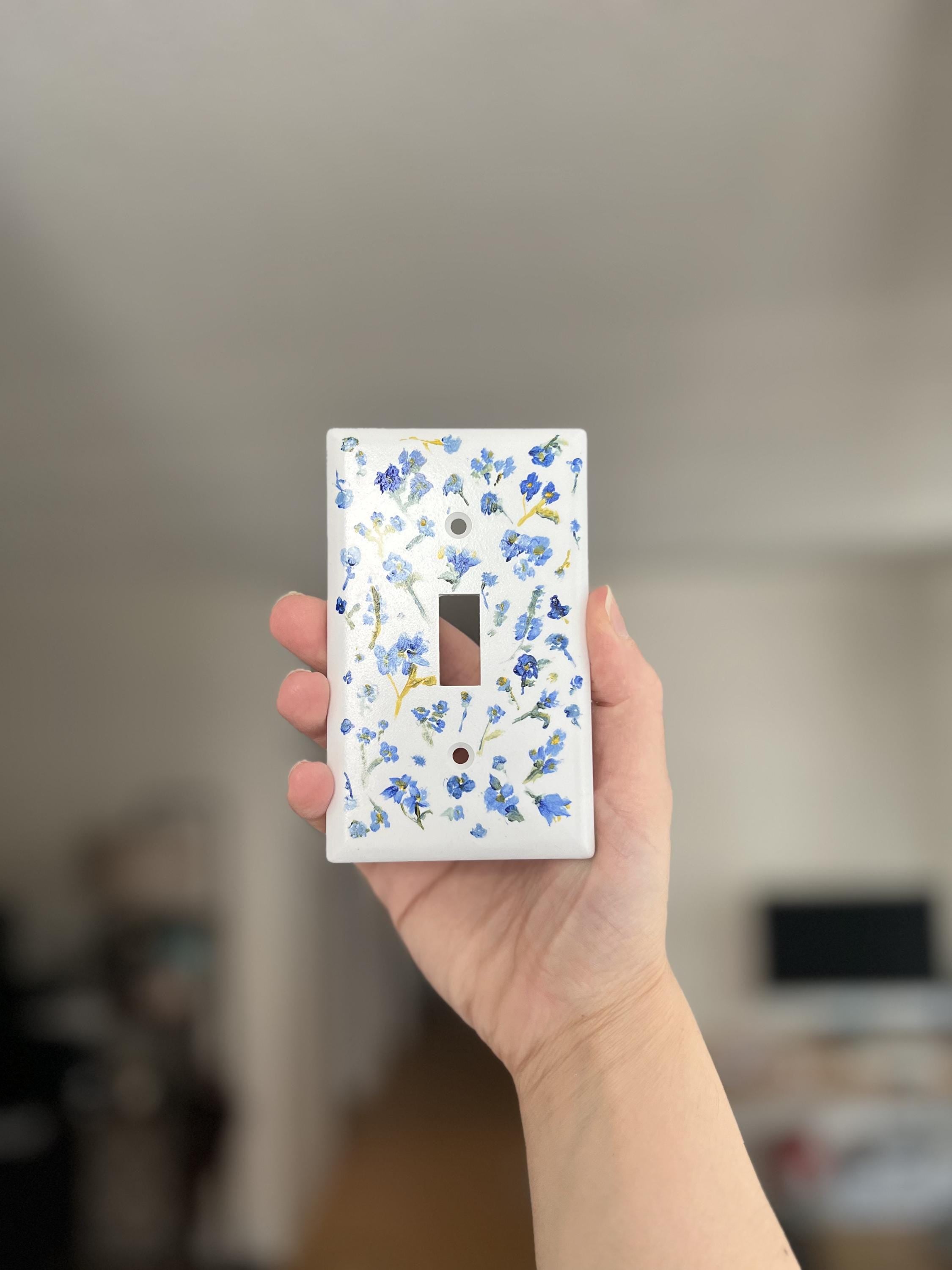 Hand-Painted Light Switch Plate, Blue Forget Me Not Flowers on White Background, Ditsy Floral Pattern Decor, Cottagecore Outl