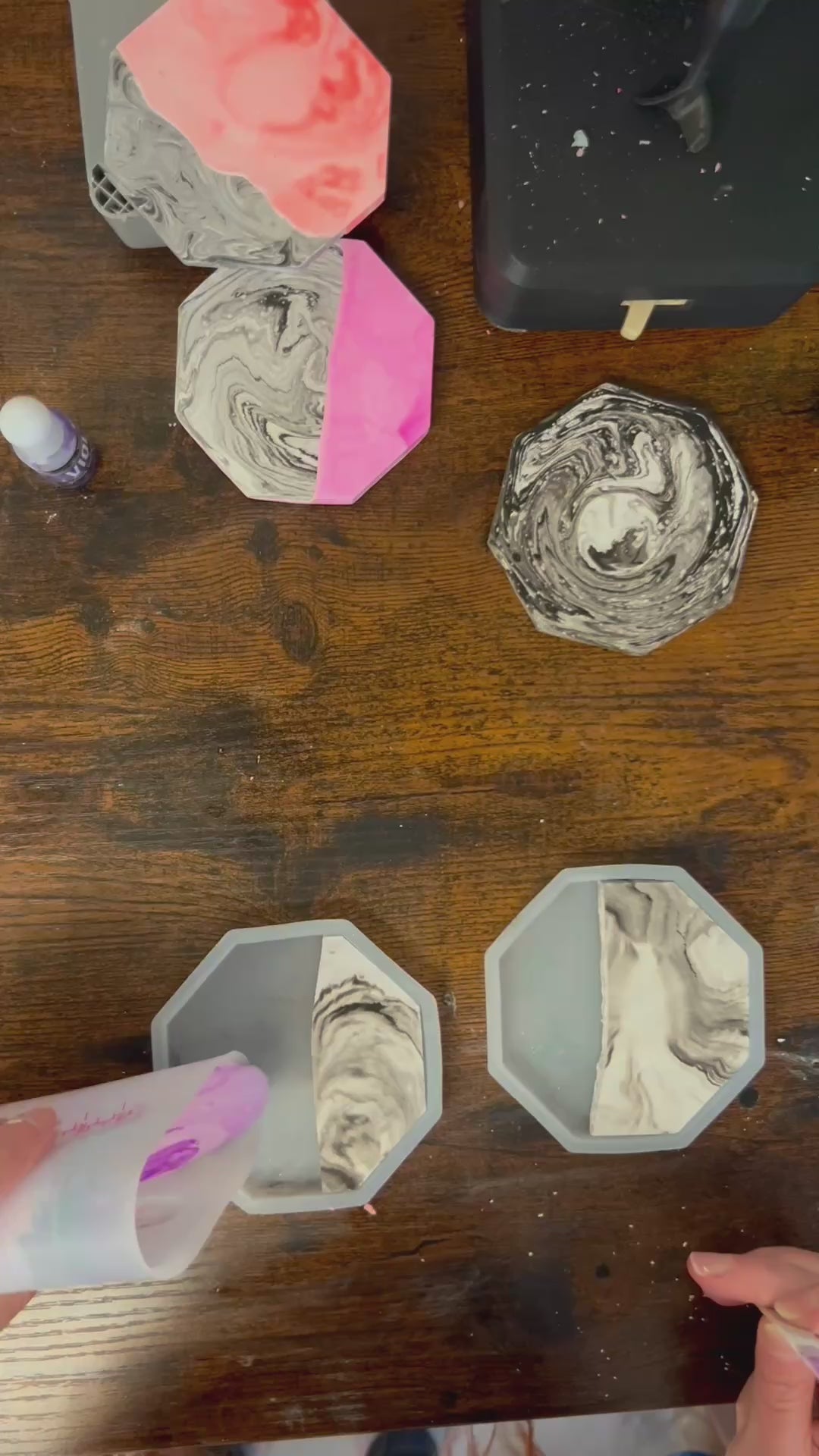 A Little Marbled Coaster Set